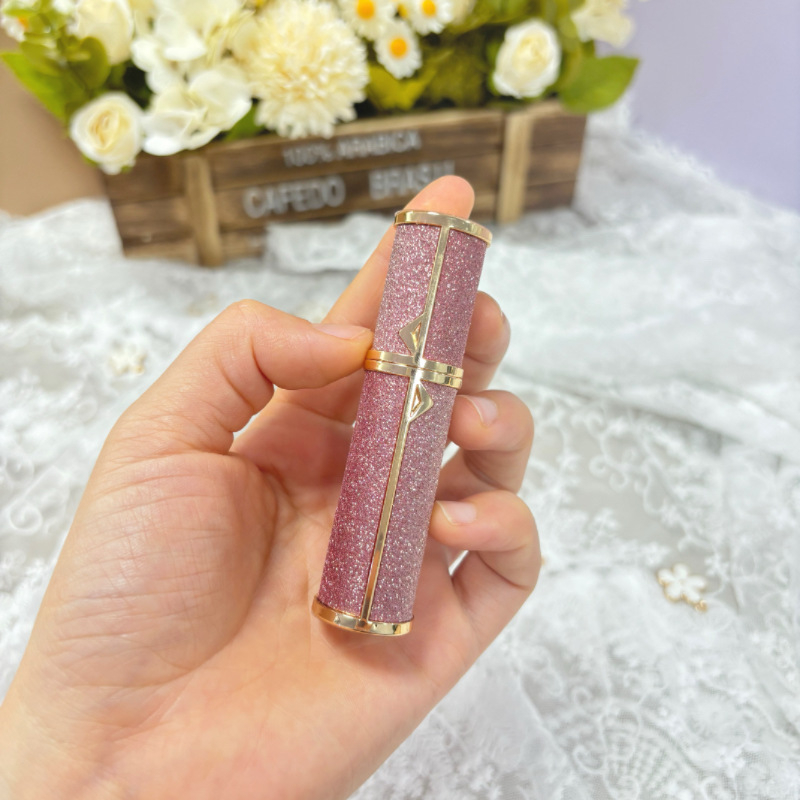 Tipptasemel kaasaskantav miniparfüümipudel, korduvtäidetav parfüümipudel, väike tühi pudel põhjaga, isepumpav pihustuspudel laos