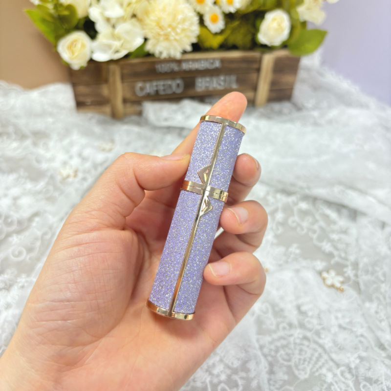 Tipptasemel kaasaskantav miniparfüümipudel, korduvtäidetav parfüümipudel, väike tühi pudel põhjaga, isepumpav pihustuspudel laos