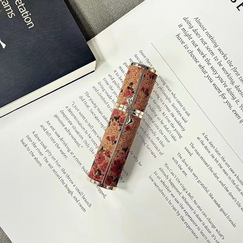 Tipptasemel kaasaskantav miniparfüümipudel, korduvtäidetav parfüümipudel, väike tühi pudel põhjaga, isepumpav pihustuspudel laos