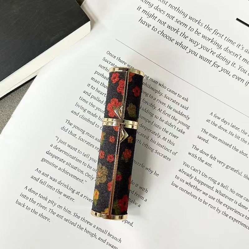 Tipptasemel kaasaskantav miniparfüümipudel, korduvtäidetav parfüümipudel, väike tühi pudel põhjaga, isepumpav pihustuspudel laos