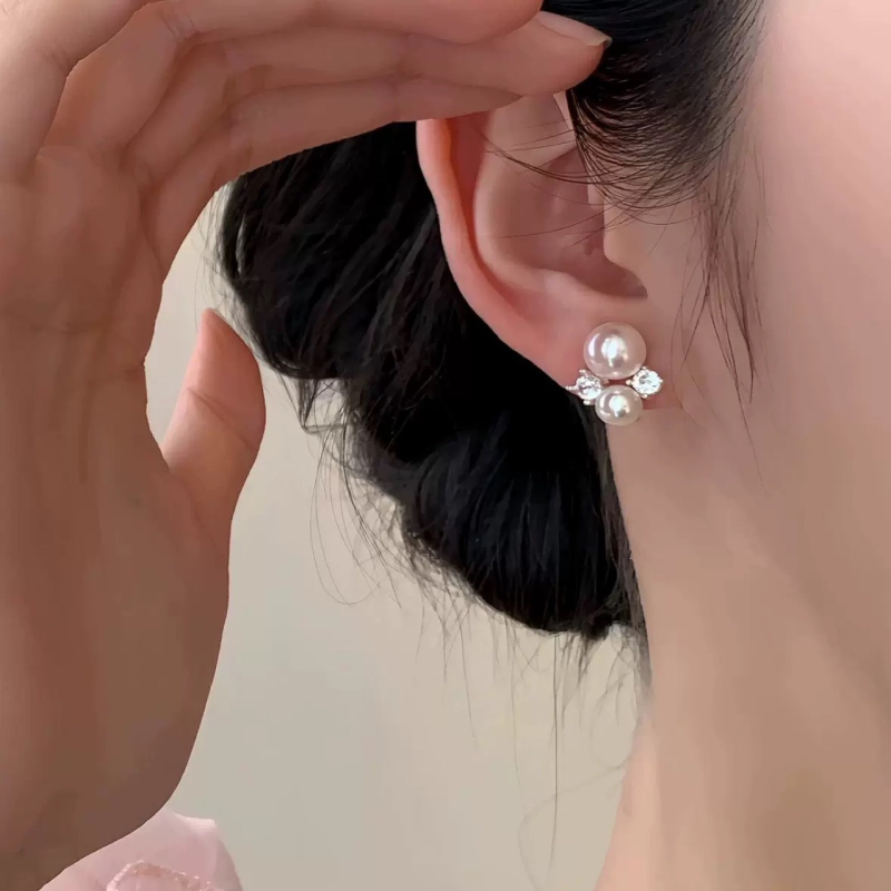 Műgyöngy fülbevalók, geometriai forma, elektroplakolás, niche stílus, nőknek, Nyár 2025