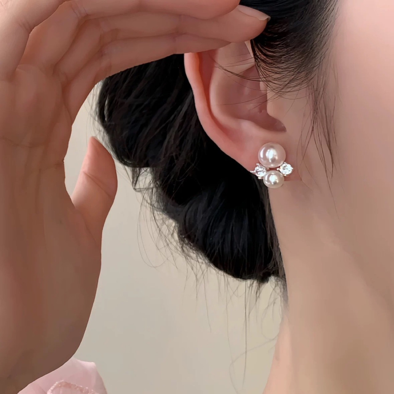 Műgyöngy fülbevalók, geometriai forma, elektroplakolás, niche stílus, nőknek, Nyár 2025