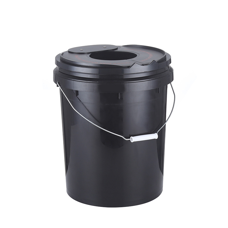 Automobilių plovimo ir poliravimo rinkinys su poliravimo disku, kempinės voleliu ir vilnos kilimėliu, plastikinė konstrukcija, pritaikomas