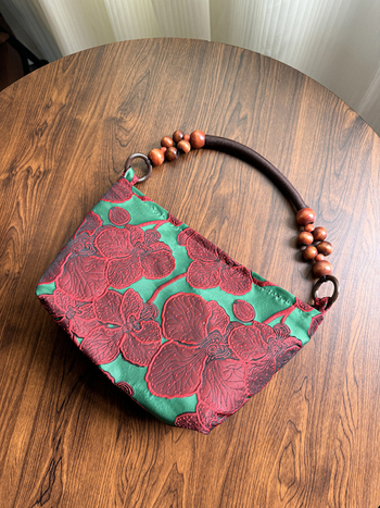 Ретро жакардова чанта за подмишницата за дами, платнена подплата, хоризонтална квадратна форма, цип, джоб за телефон, единична презрамка, за ежедневна употреба.