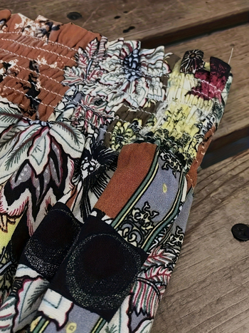 Naiste püksid polüesterist elastse vöökoha, sirge lõige, õhukesed