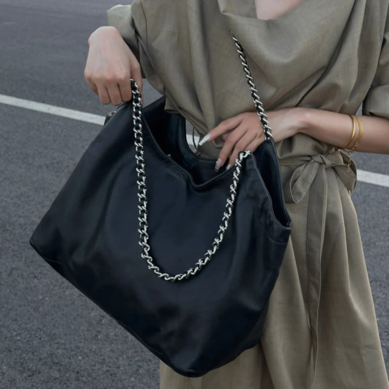 URDION RSURVO Chanel-stílusú PU tote táska, városi egyszerűség, cipzáras záródás, belső cipzáros zseb, egy vállpánt