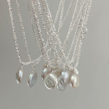 925 ezüst nyaklánc barokk gyöngyökkel, víz-hullám lánccal, palota stílus, irodalmi retro