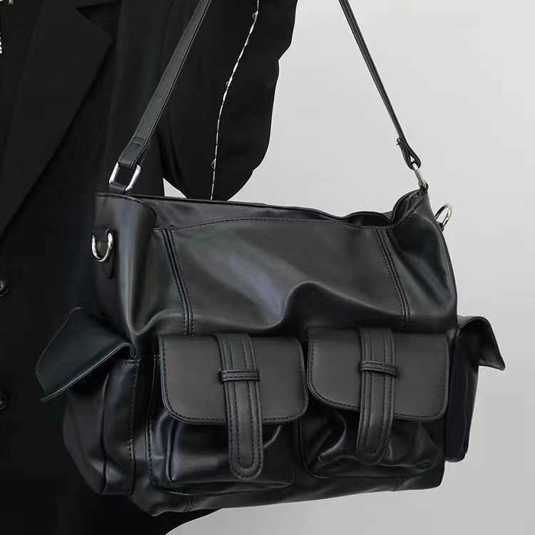 PU Tote táska, uniszex, vödör alakú, cipzáras nyitás és belső cipzáras zseb