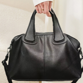 Női PU bőr kézitáska, városi egyszerű stílus, retro dizájn, nagy kapacitás, vízszintes négyzetes forma, cipzáras zárás.