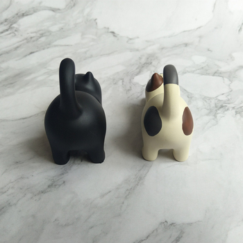 Képregény macskás telefontartó – műanyag, Modell QT1, Univerzális minden telefonhoz, Kompatibil iPhone 4/4S ultra‑vékony tokokkal