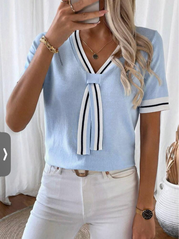 V-nyakú kötött felső, háromnegyedes ujjú, poliészter anyag, csíkos vagy kockás minta