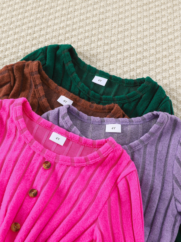 Lányoknak készült virágos mintázatú hosszú ujjú ruha, kerek nyakkal, A-vonalú fazon, poliészter 95%