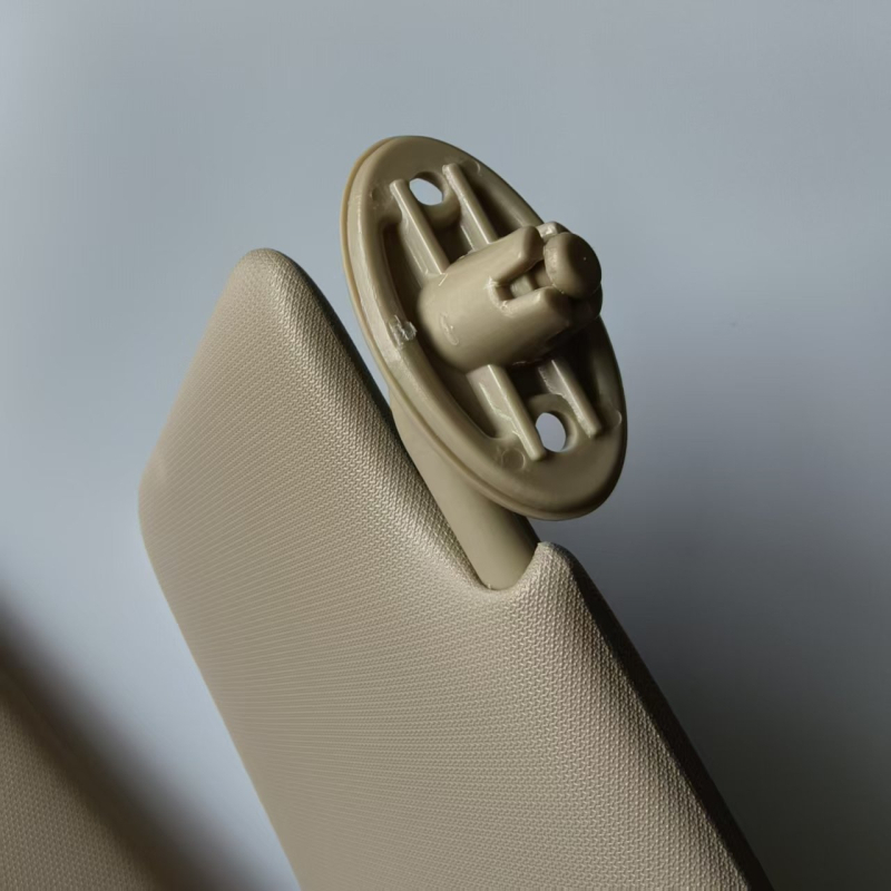 Parasolar auto Hilux Vigo, pentru 2005-2014, folie de aluminiu, montaj prin clipsare