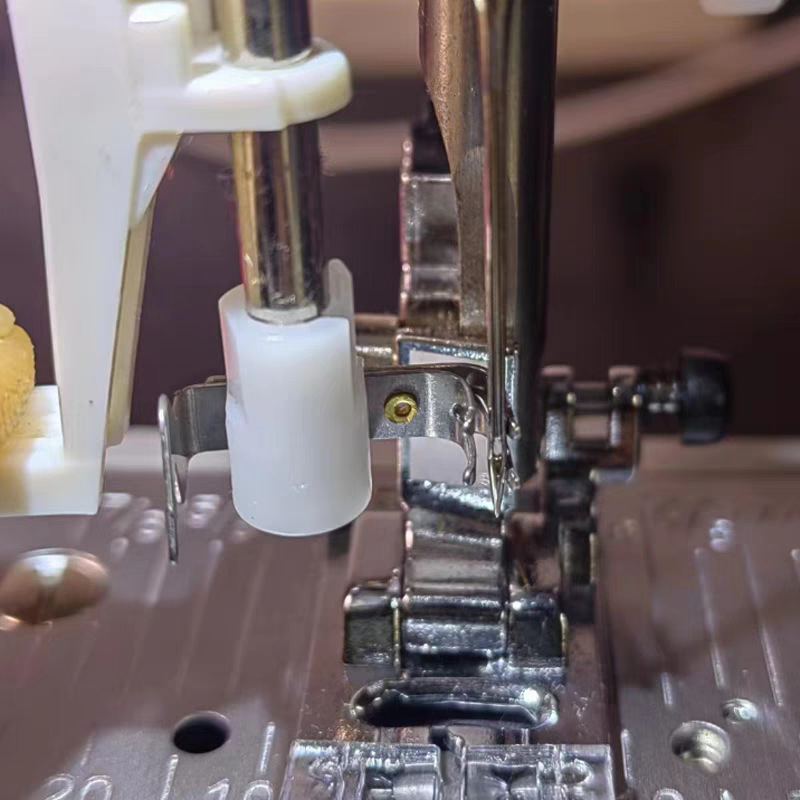 Automatski nitni vodič za višefunkcijske kućne šivaće strojeve — dodatak za šivaće strojeve — nije uvoz — prilagodljivo