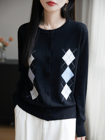 Ζακέτα από μαλλί με γεωμετρικό μοτίβο διαμαντόζακάρ, στρογγυλός λαιμός, μακριά μανίκια, λεπτό πλέξιμο, αστικός στυλ μετακίνησης
