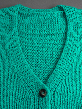 Pleteni kardigan-svijet s V izrezom, dugi rukavi, poliester, slobodan kroj, duljina 50–65 cm, japansko-korejski ležerni stil