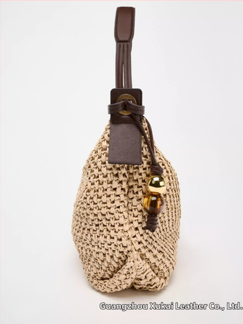 Ženská pletená tote taška – mestská móda, slamený materiál, dizajn pod pažou, horizontálny štvorcový tvar, uzáver na zips