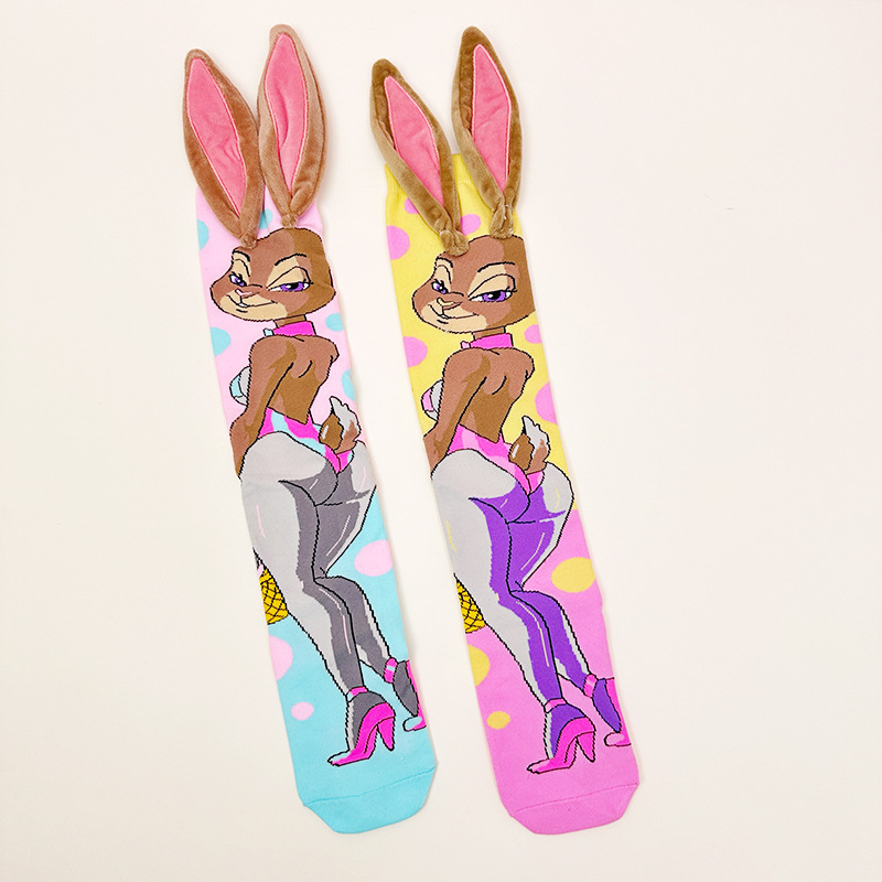 Bērnu zeķes ar zīmētu zaķi, garas līdz ceļgalam, elpojošas un uzsūc sviedru, 95% kokvilna, piemērotas vecumam 1–3 gadi