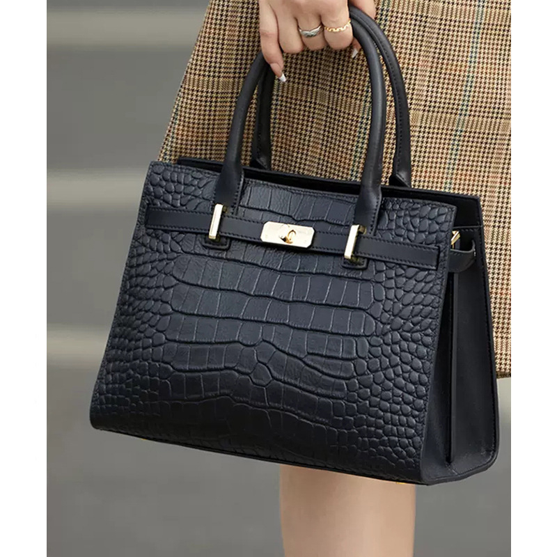 Ručna torba s mekanom 3D strukturom, unutarnja džep za mobitel i unutarnji pregradni sloj, pogodna za slobodno vrijeme putovanja — proljeće 2025