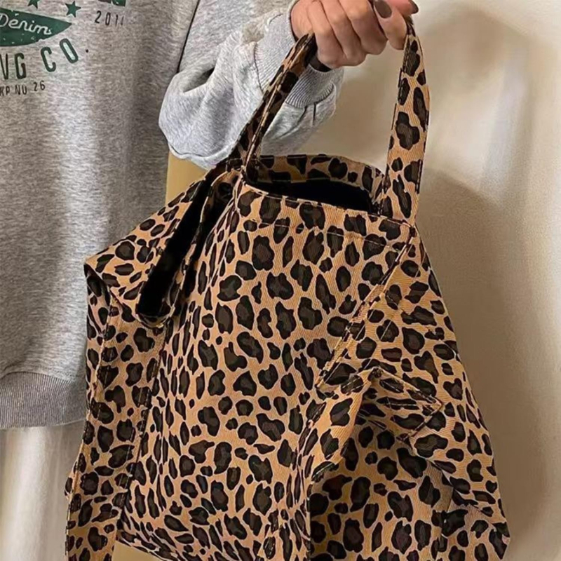 Platnena tote torba za žene, zatvaranje na zip, horizontalni kvadratni oblik, unutarnji džep sa zipom i džep za telefon, podstava od poliestera, dvostruke ručke