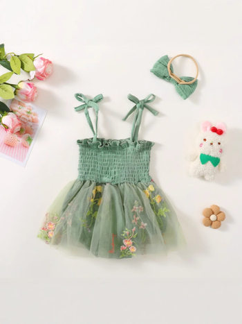Βαμβακερό φόρεμα-πριγκίπισσα για κορίτσια, με τιράντες, φλοράλ μοτίβο και πιέτες