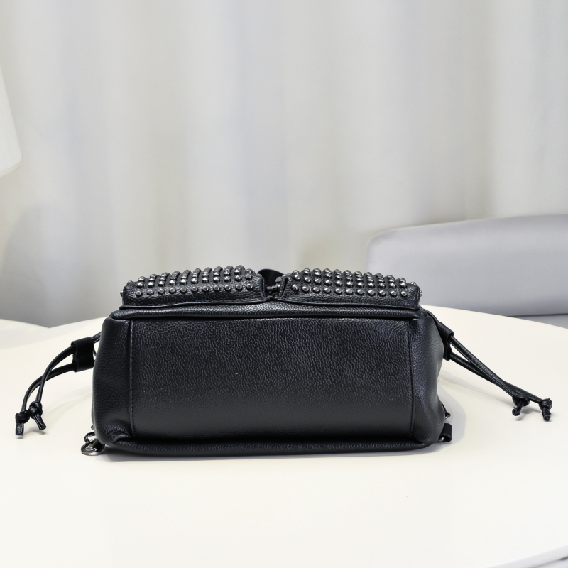 PU ženska torba, gradski stil, vertikalni kvadratni dizajn, zatvaranje šnira, unutarnji džepovi sa zipom i džep za telefon, dvostruke ručke