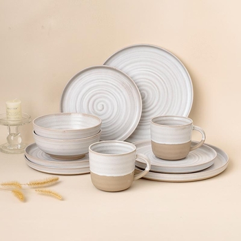 16-частен комплект съдове за маса от камена керамика с матов финиш, пасторално стилово оформление, чаши и чинии с ръбест дизайн