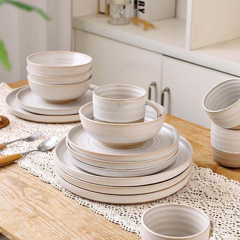 16-частен комплект съдове за маса от камена керамика с матов финиш, пасторално стилово оформление, чаши и чинии с ръбест дизайн