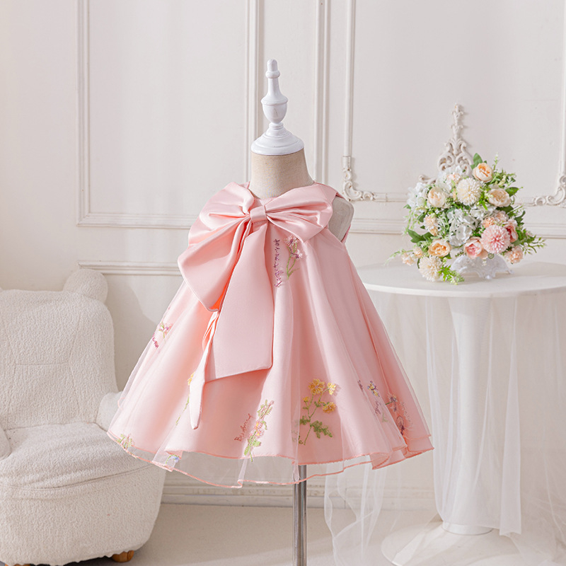 Dječja haljina s čipkastim vezom i tutu suknom, poliester materijal, A-linija kroj, podstava 100% poliester, proljeće 2025 izdanje
