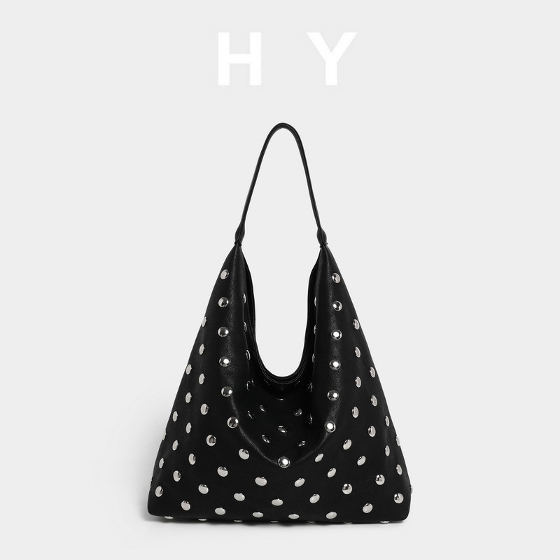 PU torba za podlakticu i rame, vertikalno kvadratni oblik, magnetsko zatvaranje, podstava od poliester, unutarnja džep s patentnim zatvaračem i džep za mobitel, svakodnevna upotreba