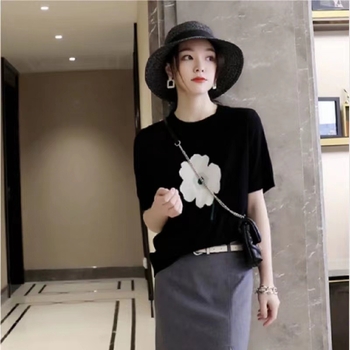 Pleteni džemper s jacquardom s cvjetnim uzorkom, okrugli vrat, dugi rukavi, labav kroj, tkanina od poliestera