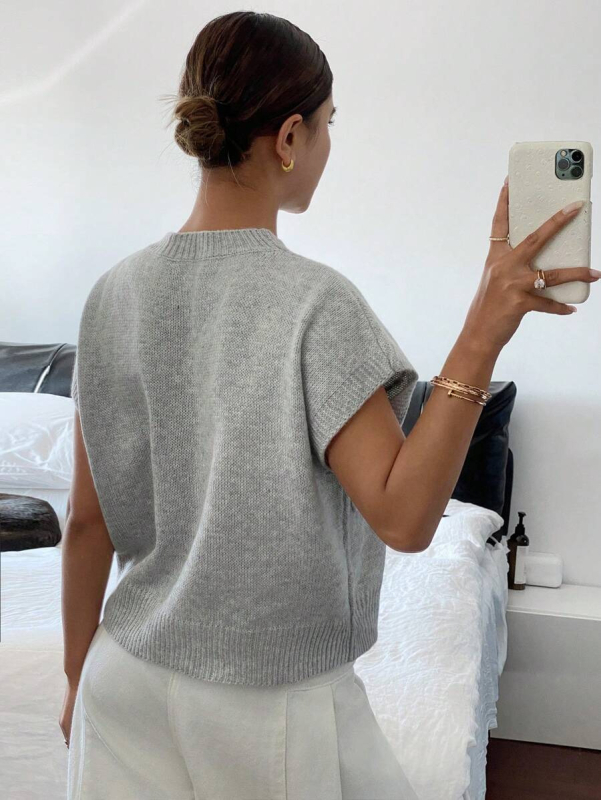 Pleteni džemper s cvjetnim uzorkom, okrugli izrez, kratki rukavi, slobodan kroj; mješavina Angora i acetata