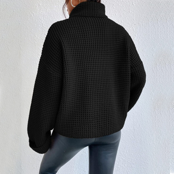Ženski pleteni džemper s visokim ovratnikom i zvonastim rukavima — 90–95% poliester, dugi rukavi, labav kroj
