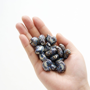 Κεραμικές χάντρες κογχών για DIY κοσμήματα, χάντρες με μεγάλο άνοιγμα, ελεύθερες χάντρες για γυναικείες σκουλαρίκια