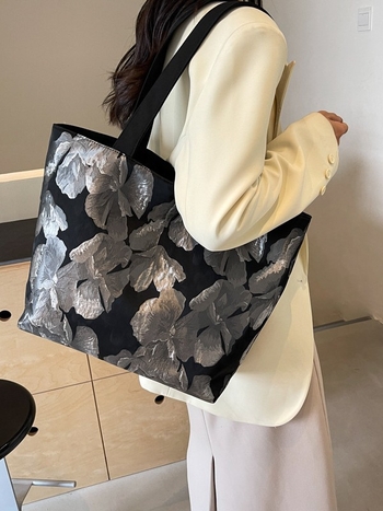 Ženska tote torba s printom leptira, platno, gradski minimalistički stil, zatvarač, poliester podstava, ljeto 2025