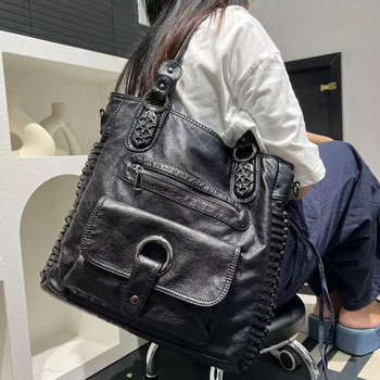 PU kožna Tote torbica, uspravni kvadratni oblik, zatvarač, laminirana unutarnja džep, mekana, jedna naramenica, jesen 2024