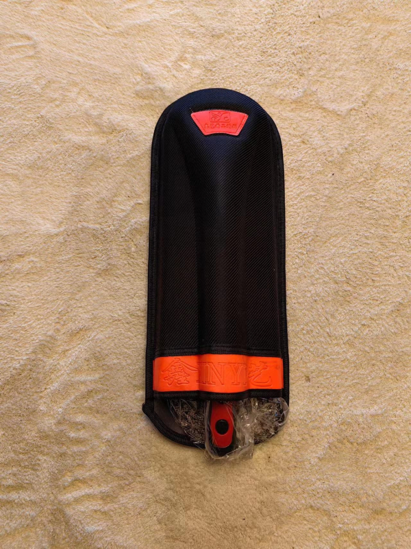 Щетка за измиване на автомобил с въртяща се глава, влакна от снежна вълна, пластмасов корпус, марка Xinyi