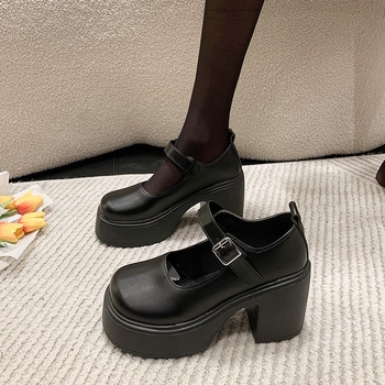 Mary Jane bateliai iš PU, storu 6–8 cm kulnu, Velcro užsegimas, gumos padas, vintage prancūziško retro stiliaus
