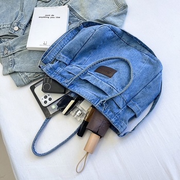 Denim tote torba, ulični stil, zatvaranje na zip, horizontalni kvadratnog oblika, podstava od poliestera