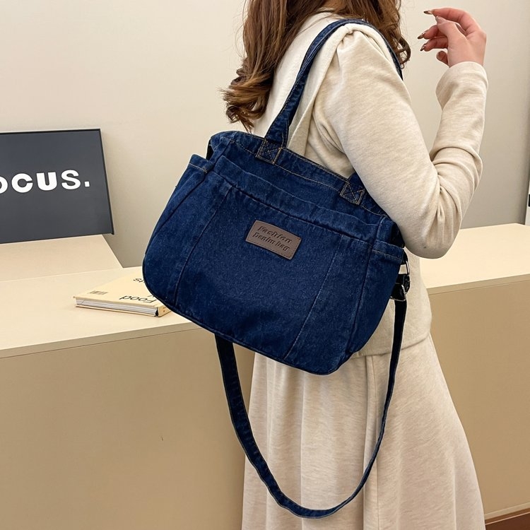 Denim tote torba, ulični stil, zatvaranje na zip, horizontalni kvadratnog oblika, podstava od poliestera