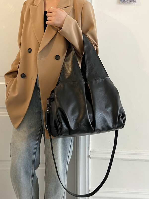 Ženska PU torba za rame i crossbody — Veliki kapacitet, vintage casual stil; Materijal: PU; Podstava: poliester; Oblik: uspravan kvadrat; Otvaranje: zatvarač; Unutarnja struktura: laminirani džep sa zatvaračem