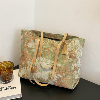 Drobė Tote rankinė, gatvės mada stilius, horizontali kvadrato forma, užtrauktukas, vidinė telefono kišenė, poliesterio pamušalas