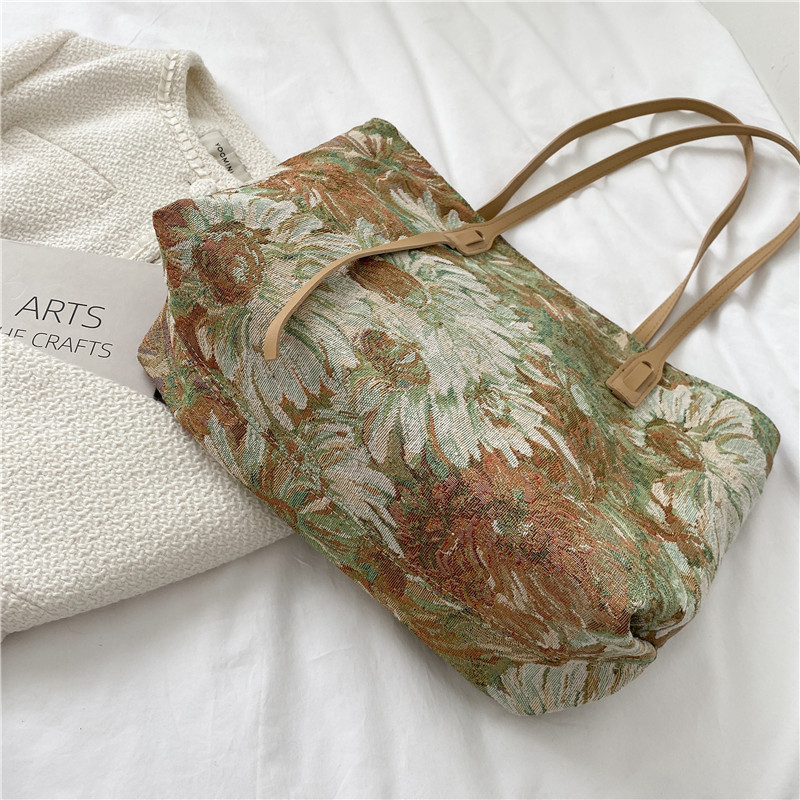 Drobė Tote rankinė, gatvės mada stilius, horizontali kvadrato forma, užtrauktukas, vidinė telefono kišenė, poliesterio pamušalas