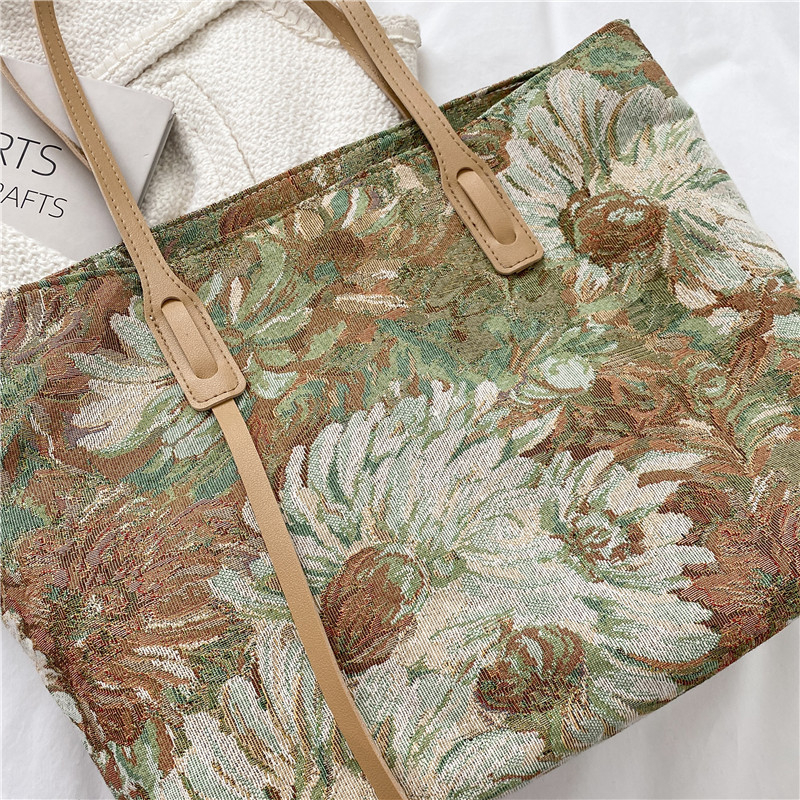 Drobė Tote rankinė, gatvės mada stilius, horizontali kvadrato forma, užtrauktukas, vidinė telefono kišenė, poliesterio pamušalas