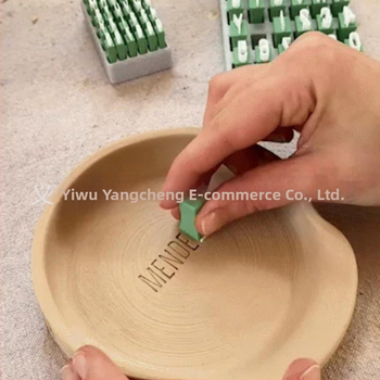 Σετ σφραγίδων πηλού με αλφάβητο — κεφαλαία και πεζά γράμματα, PLA, έγχυση-χύτευση, μοντέλα παιχνιδιών, τετράγωνο στυλ