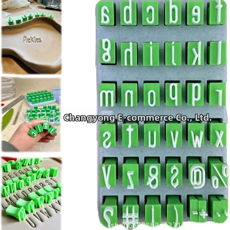 Sada razníc z hliny s abecedou – veľké a malé písmená, PLA materiál, vstrekové formovanie, modelové hračky, štvorcový štýl