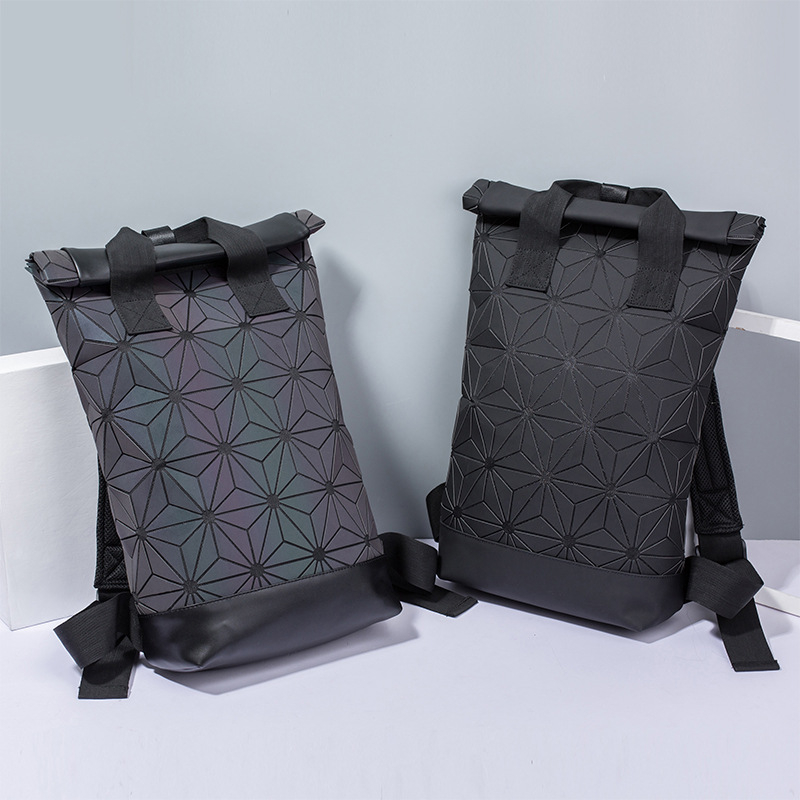 Rucsac cu model geometric diamant, piele PU, capacitate 36–55 L, închidere cu fermoar, unisex pentru activități în aer liber