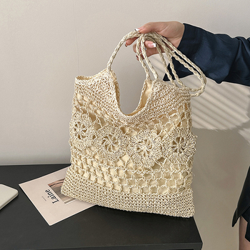 Torba preko ramena bucket od slame – poslovna svakodnevna kombinacija, vertikalni kvadratni oblik, zatvaranje na zip