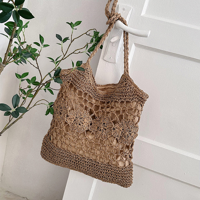 Torba preko ramena bucket od slame – poslovna svakodnevna kombinacija, vertikalni kvadratni oblik, zatvaranje na zip