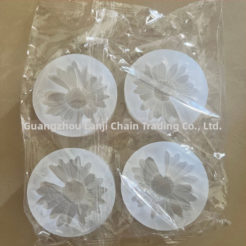 Daisy gėlių silikoninė forma žvakėms, nereguliarus stilius (Brand: Other; Import: No; Category: Butter scraper; Style: Irregular)